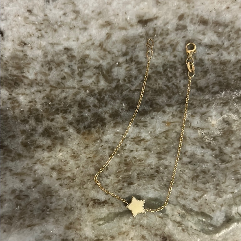 Delicate Gold Star Bracelet for Women